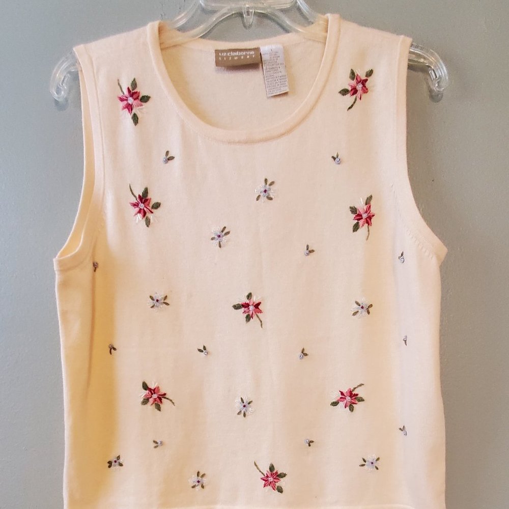 Liz Claiborne 💯 Cotton Knit Flower Embroidery
